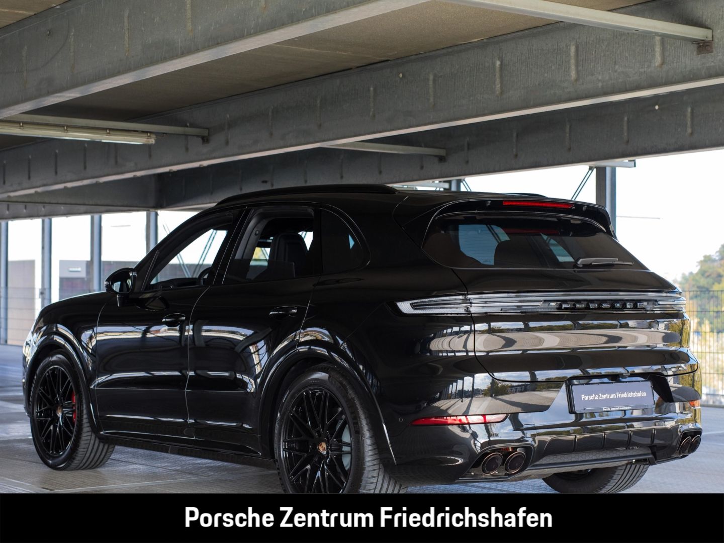 Porsche Cayenne GTS HA-Lenkung InnoDrive Head-Up BOSE