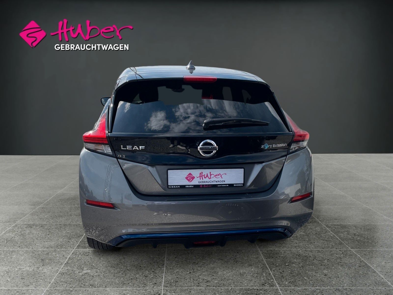Nissan Leaf 62 kWh TEKNA - Samsaru's Car Outlet