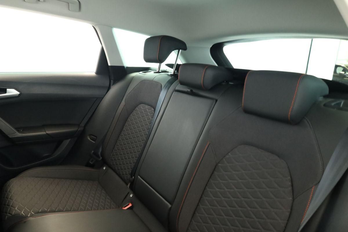 Seat Leon Sportstourer 2.0 TDI DSG FR LED Nav Kam AHK