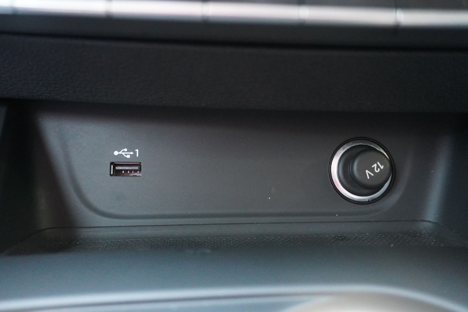 Audi A4 Allroad Avant 40 TDI Quattro Aut. LED Navi 36