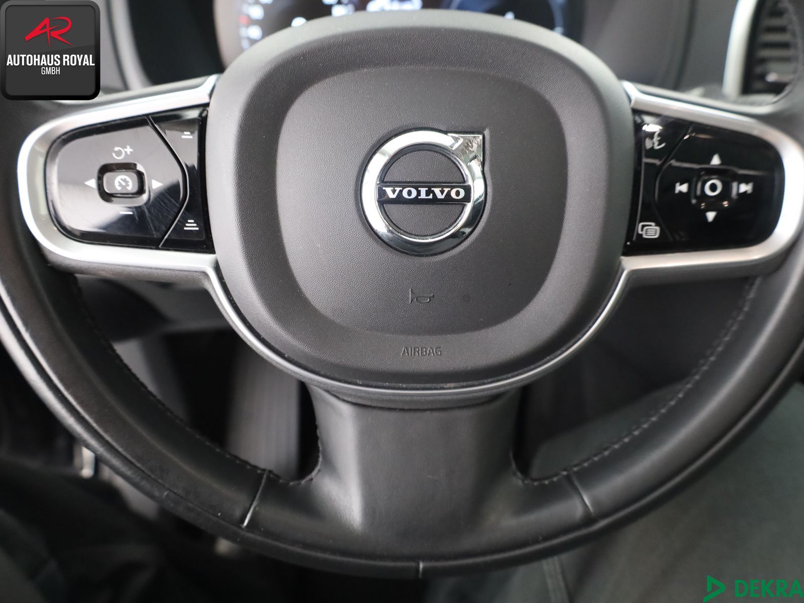 Volvo XC 90 AWD T8 RECHARGE R DESIGN 7 SITZE,STANDHEIZ
