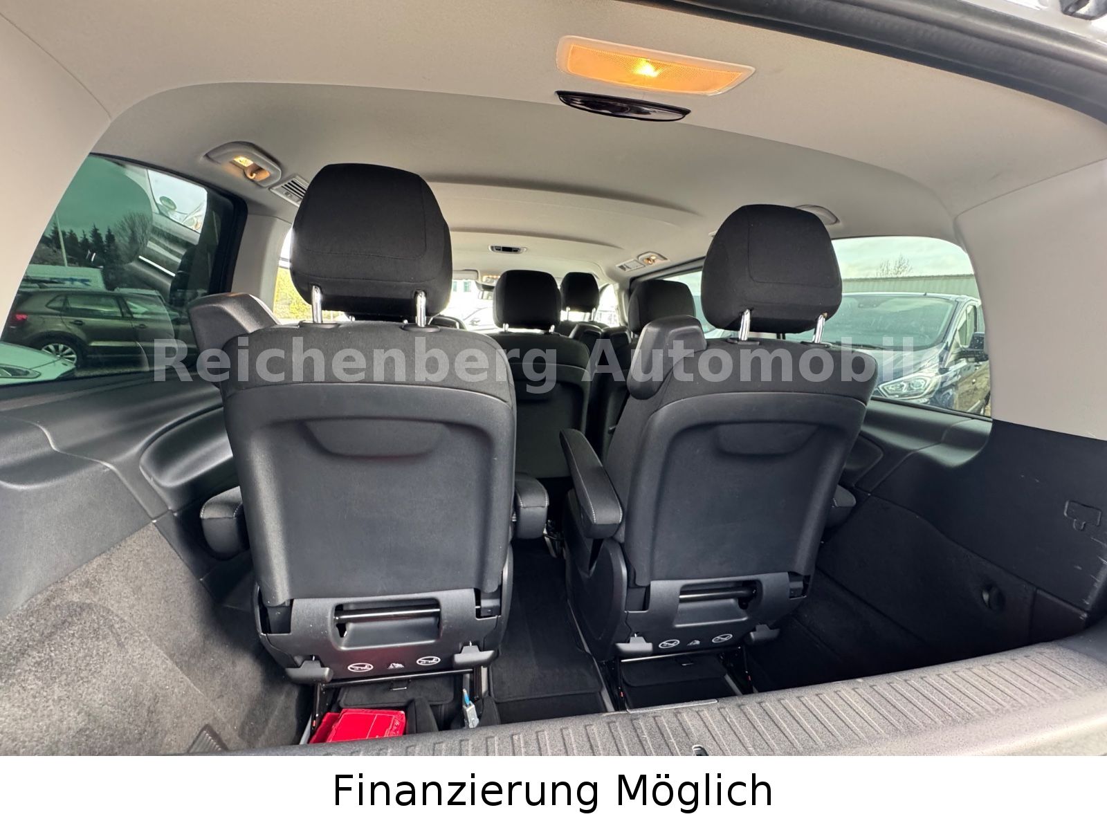 Mercedes-Benz V 250 - Samsaru's Car Outlet