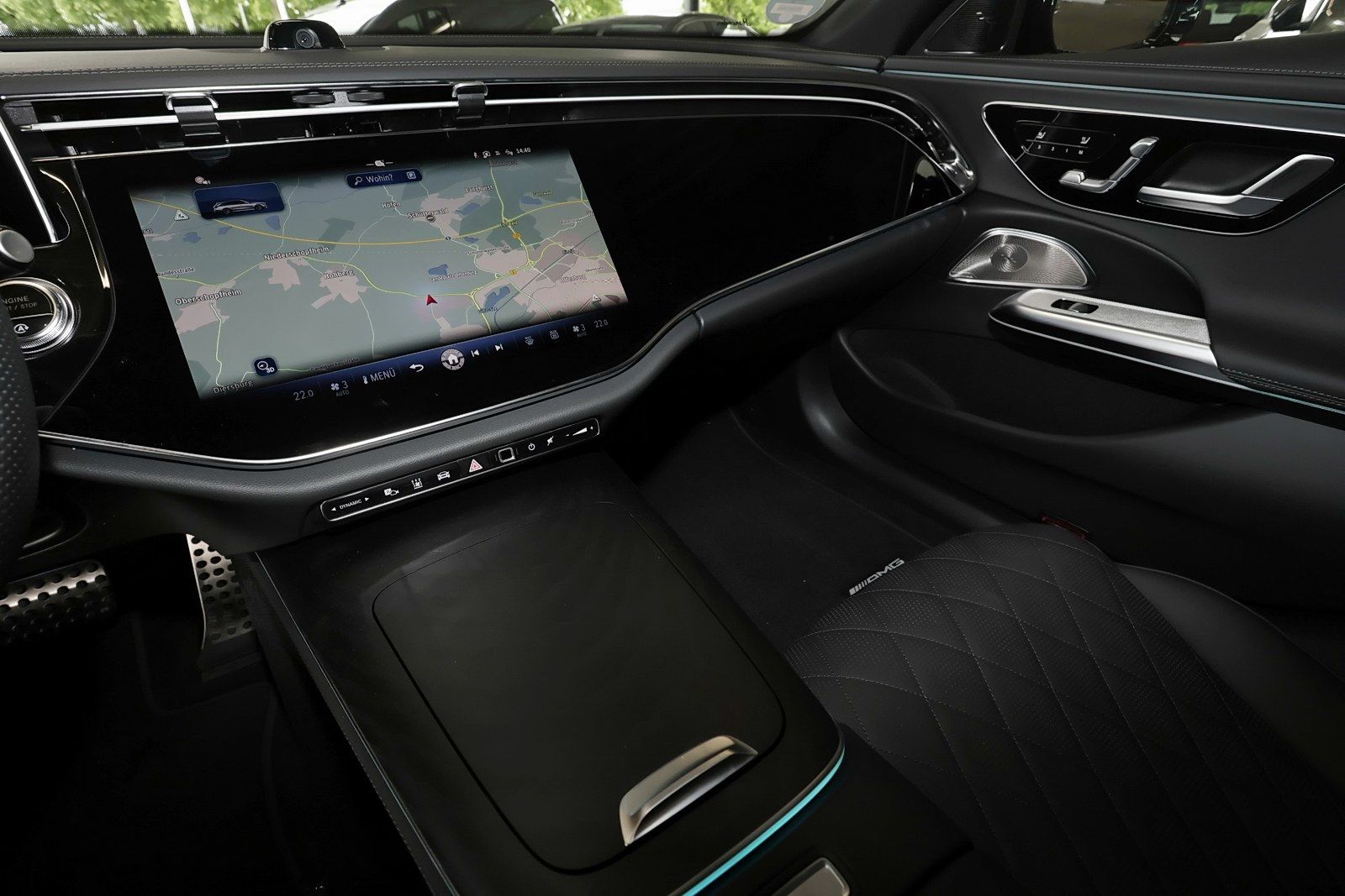 Mercedes-Benz E 450 d 4M T AMG MBUX+360°+DIG-LED+Pano+AHK+Nigh