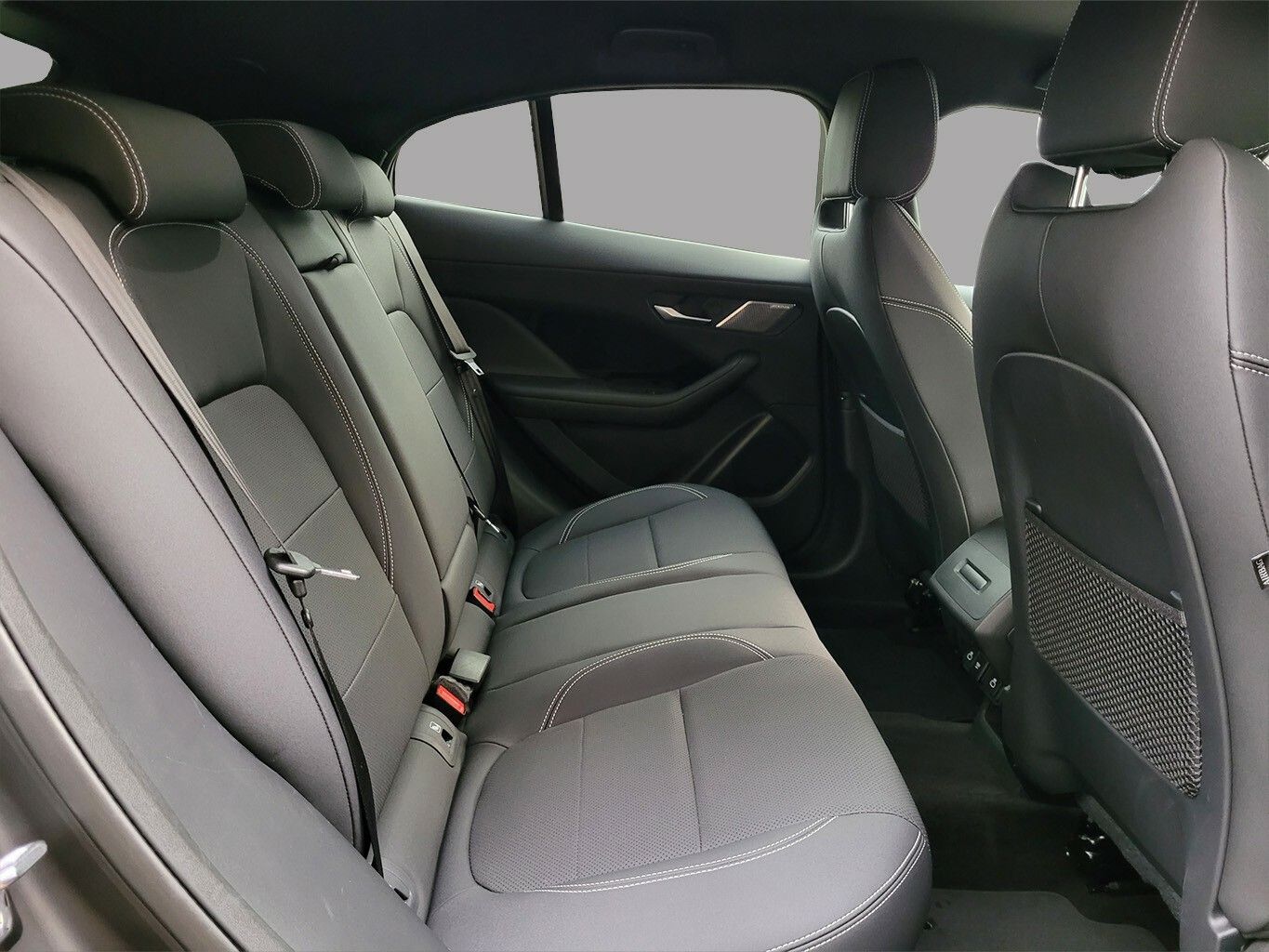 Jaguar I-Pace EV400 S WINTER BLACK-PACK