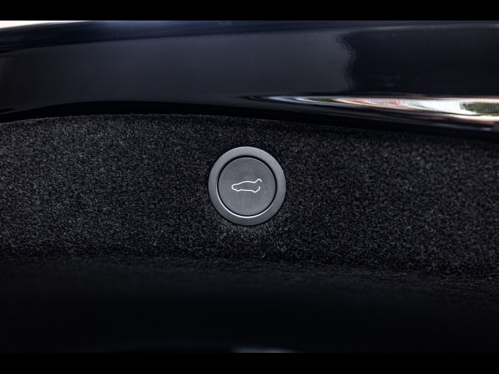 Tesla Model 3 HIGHLAND PREMIUM RWD°AUTOPILOT°PANO°18°