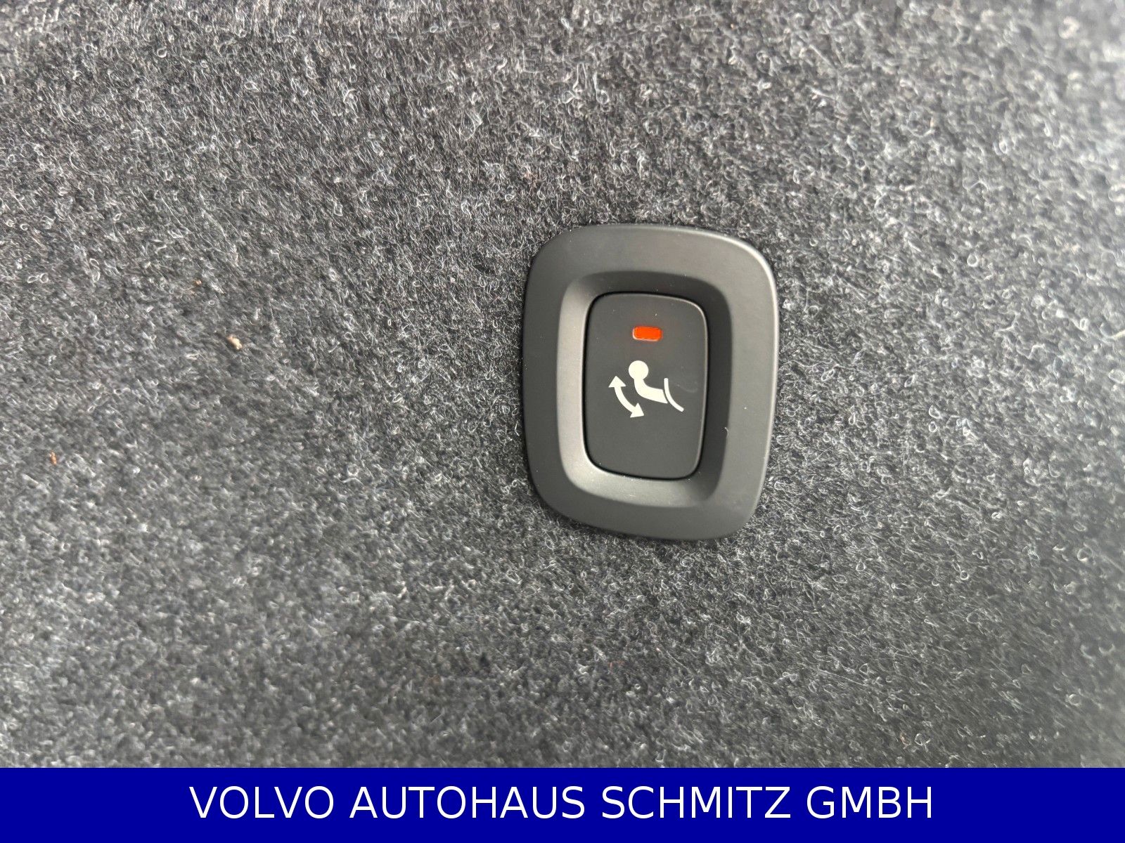 Volvo XC40 B4 Core AHK BLIS ACC Standheizung