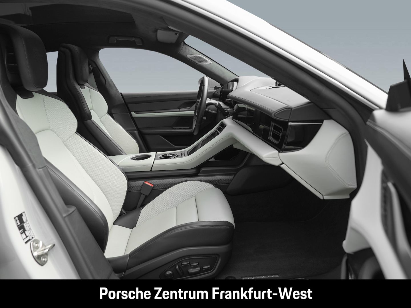 Porsche Taycan Turbo Burmester HA-Lenkung Nachtsicht