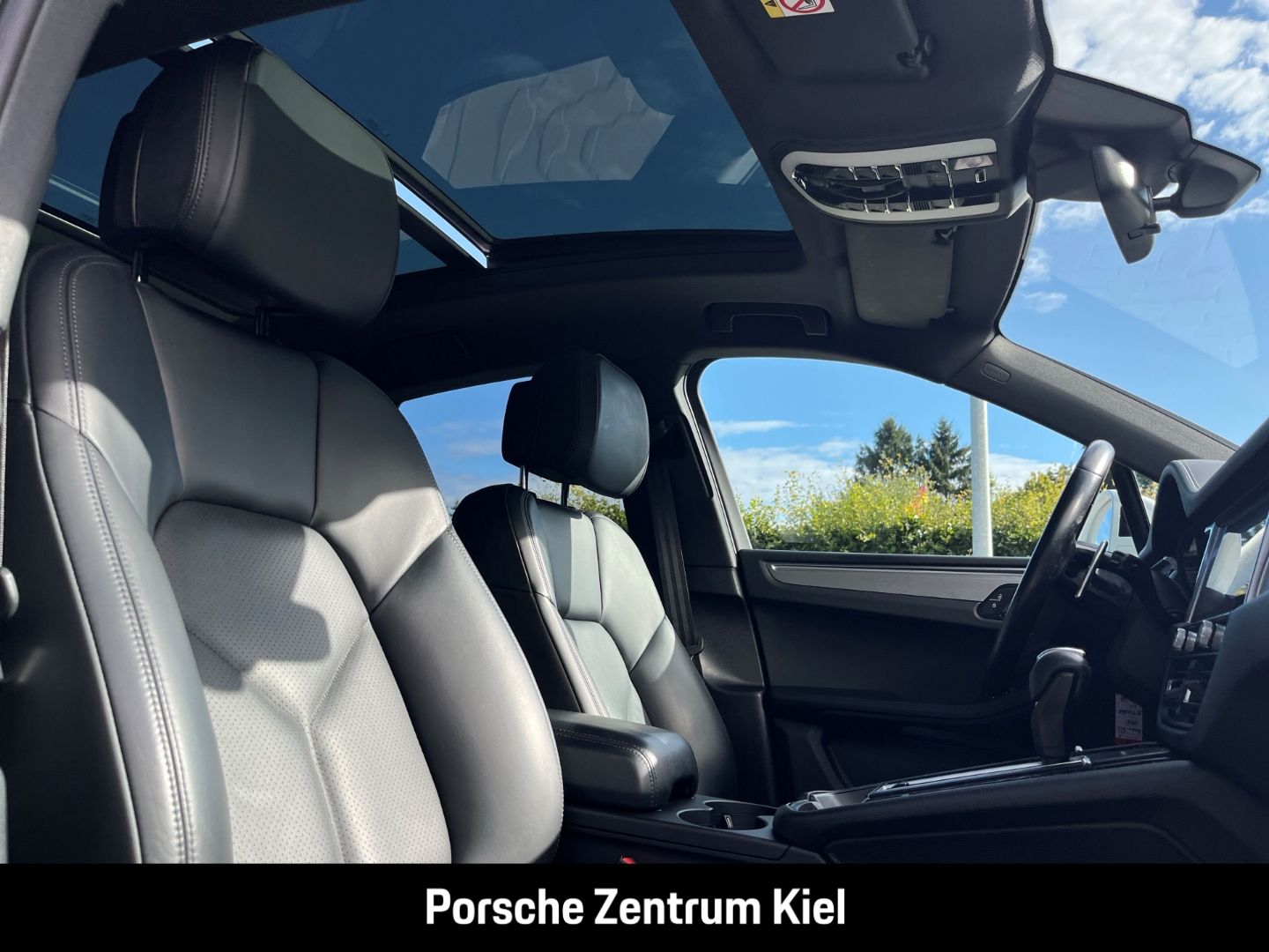 Porsche Macan S Standheizung BOSE Luftfederung 21-Zoll
