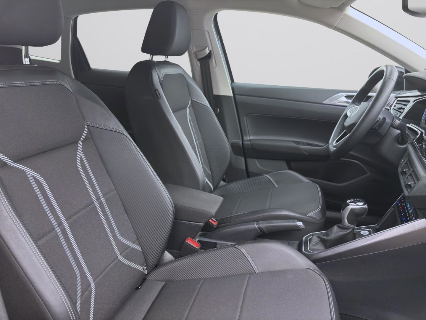 Volkswagen Taigo 1.0 TSI DSG STYLE - Samsaru's Car Outlet