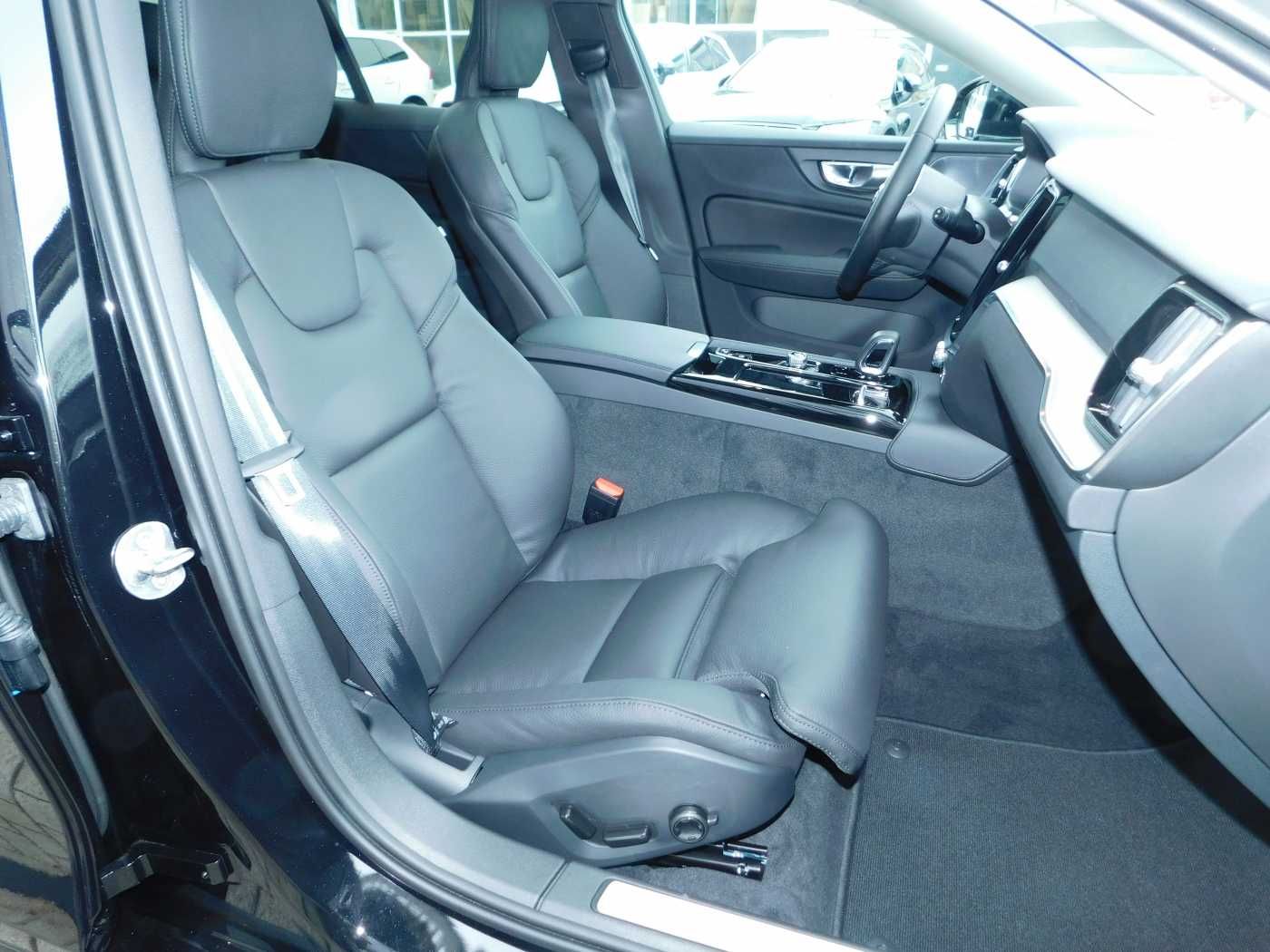Volvo V60 Plug-In-Hybrid T6 Plug-in Hybrid AWD Plus Br