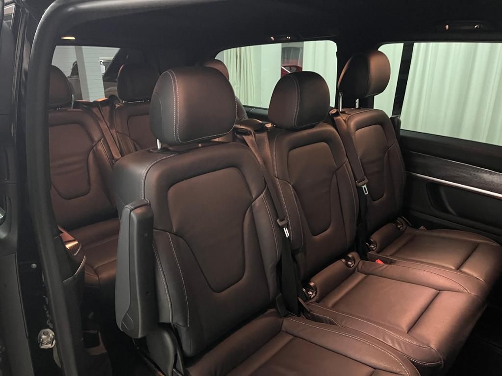 Mercedes-Benz V 300 d Avantgarde XL - Samsaru's Car Outlet