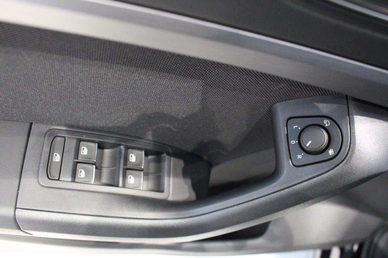 Seat Ateca FR TDI DSG AHK+elHK+ACC+PDC+NAVI+TOTW+RFK