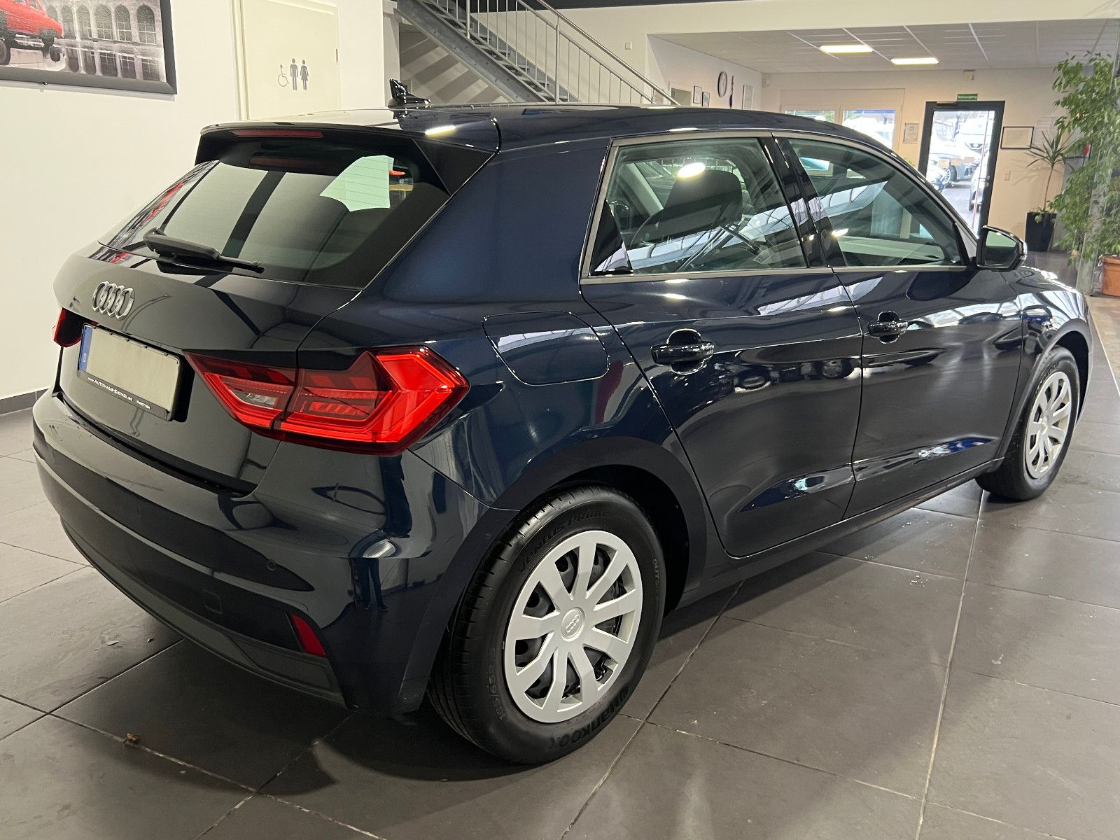 Audi A1 25 TFSi Sportback - Samsaru's Car Outlet