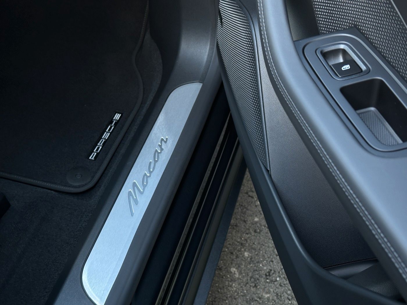 Porsche Macan - Samsaru's Car Outlet