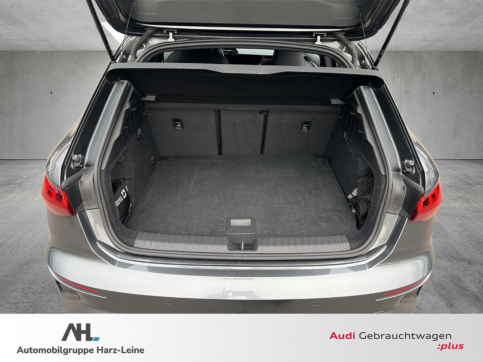 Audi A3 Sportback 40 TFSI e S line Rückfahrkamera Mat