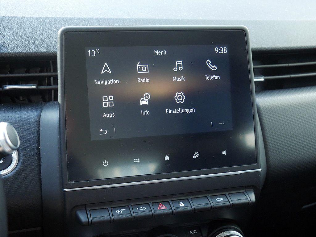Renault Clio Intens TCe 130 EDC - Samsaru's Car Outlet