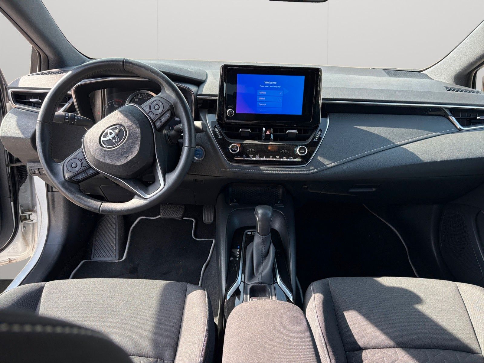 Toyota Corolla Touring Sports Hybrid Business Edition - Samsaru's Car Outlet