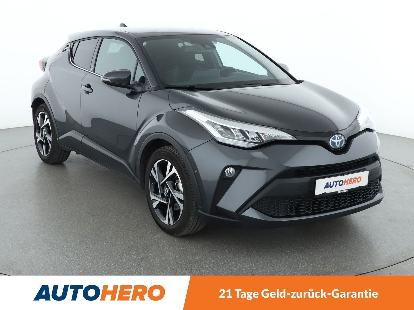 Toyota C-HR 2.0 Hybrid Team - Samsaru's Car Outlet