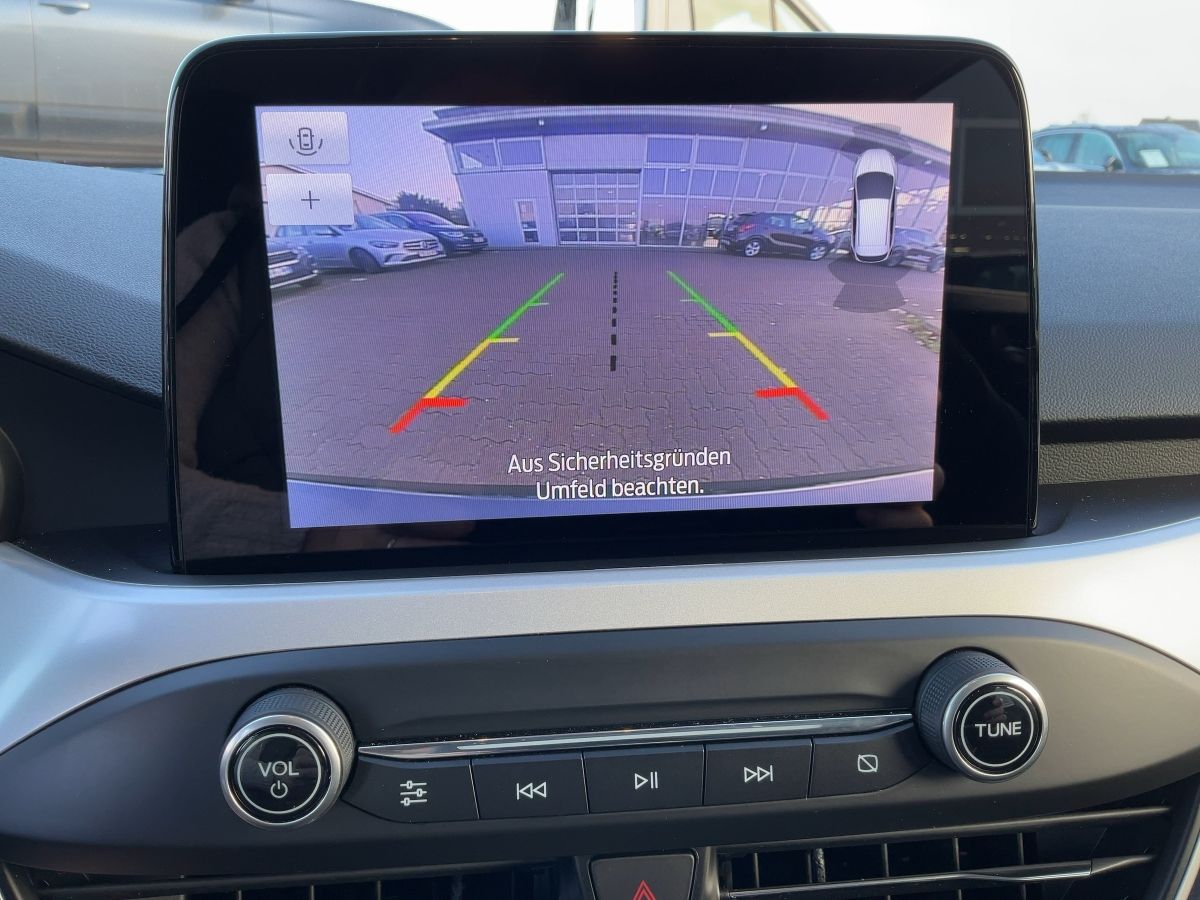 Ford Focus Turnier Cool & Connect - Samsaru's Car Outlet
