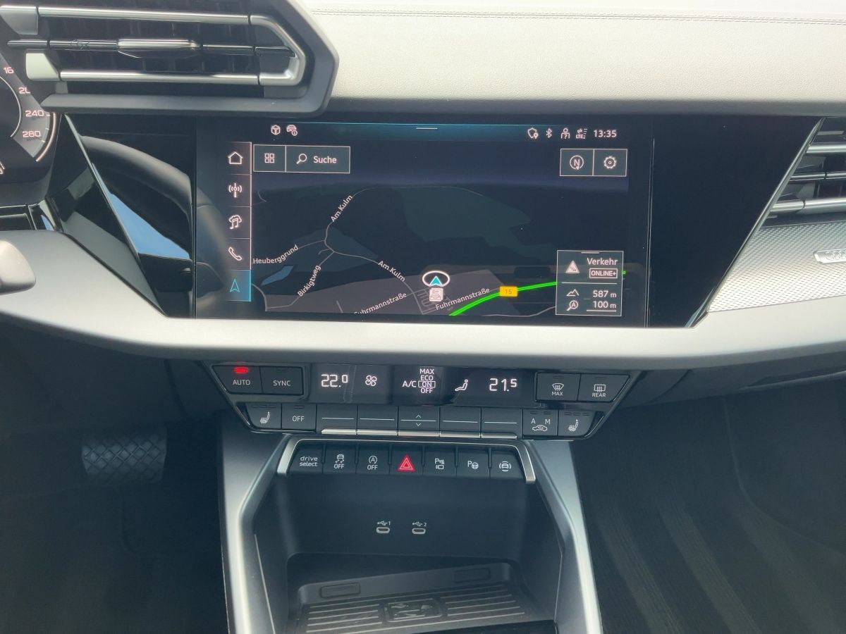 Audi A3 allstreet 35 TFSI S-TR - Samsaru's Car Outlet