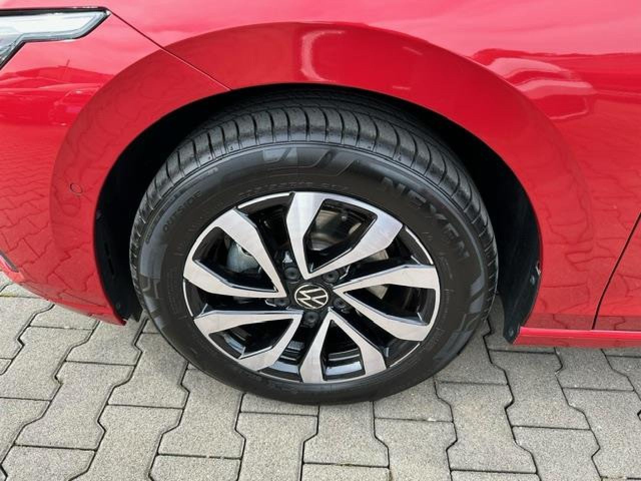 Volkswagen Golf VIII Variant Active 1.5 l eTSI - Samsaru's Car Outlet
