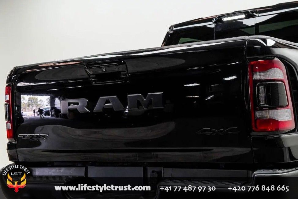 Dodge RAM 1500 TRX 6.2LV8 LEVEL 2 - HUD - € 73.500 T1