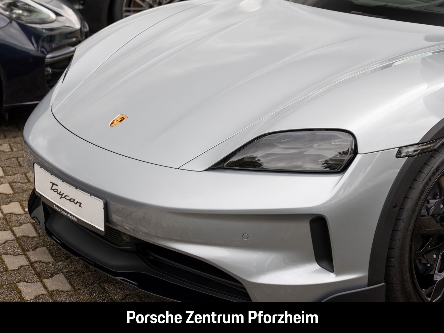 Porsche Taycan 4 Cross Turismo Head-Up HD-Matrix 21-Zoll