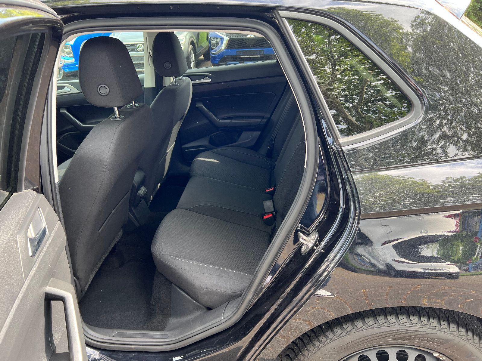 Volkswagen Polo VI Comfortline Aut. - Samsaru's Car Outlet