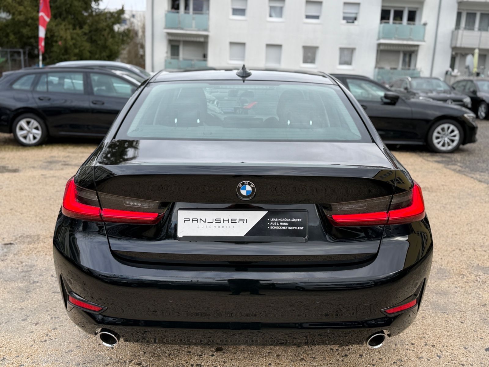 BMW 320d xDrive Lim Aut Leder LED Navi