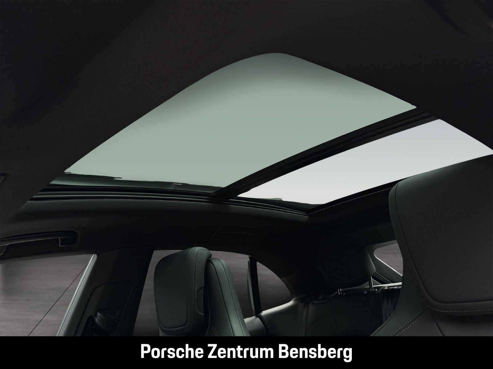 Porsche Macan Electric 4