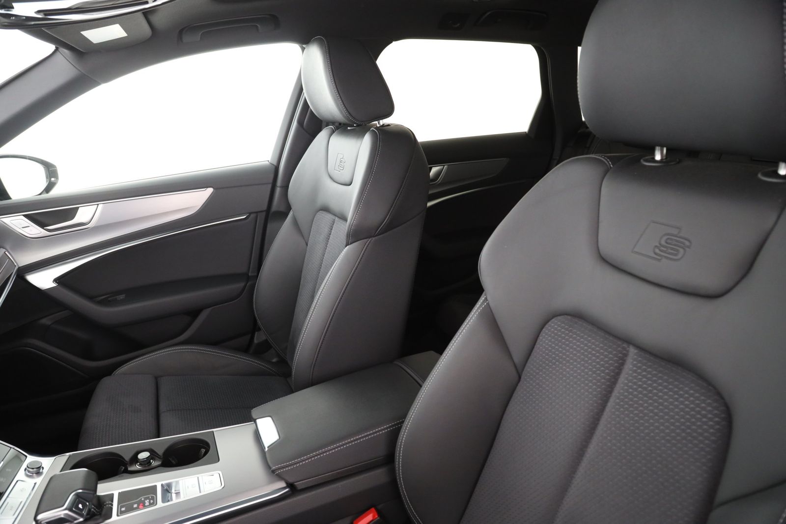 Audi A6 Avant 45 TFSI S tronic advanced S line AHK