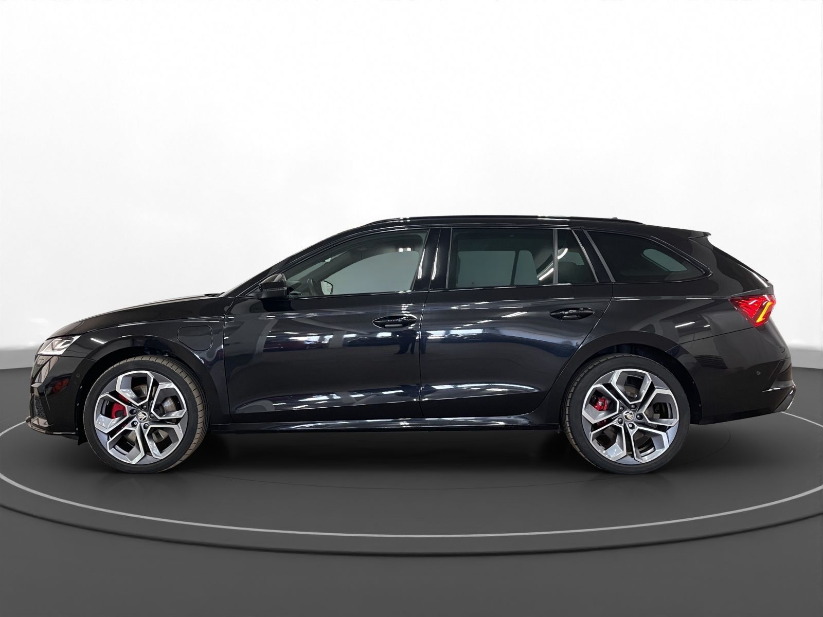 Skoda Octavia Combi RS 1.4 iV AHK Pano LM 19" LED Navi