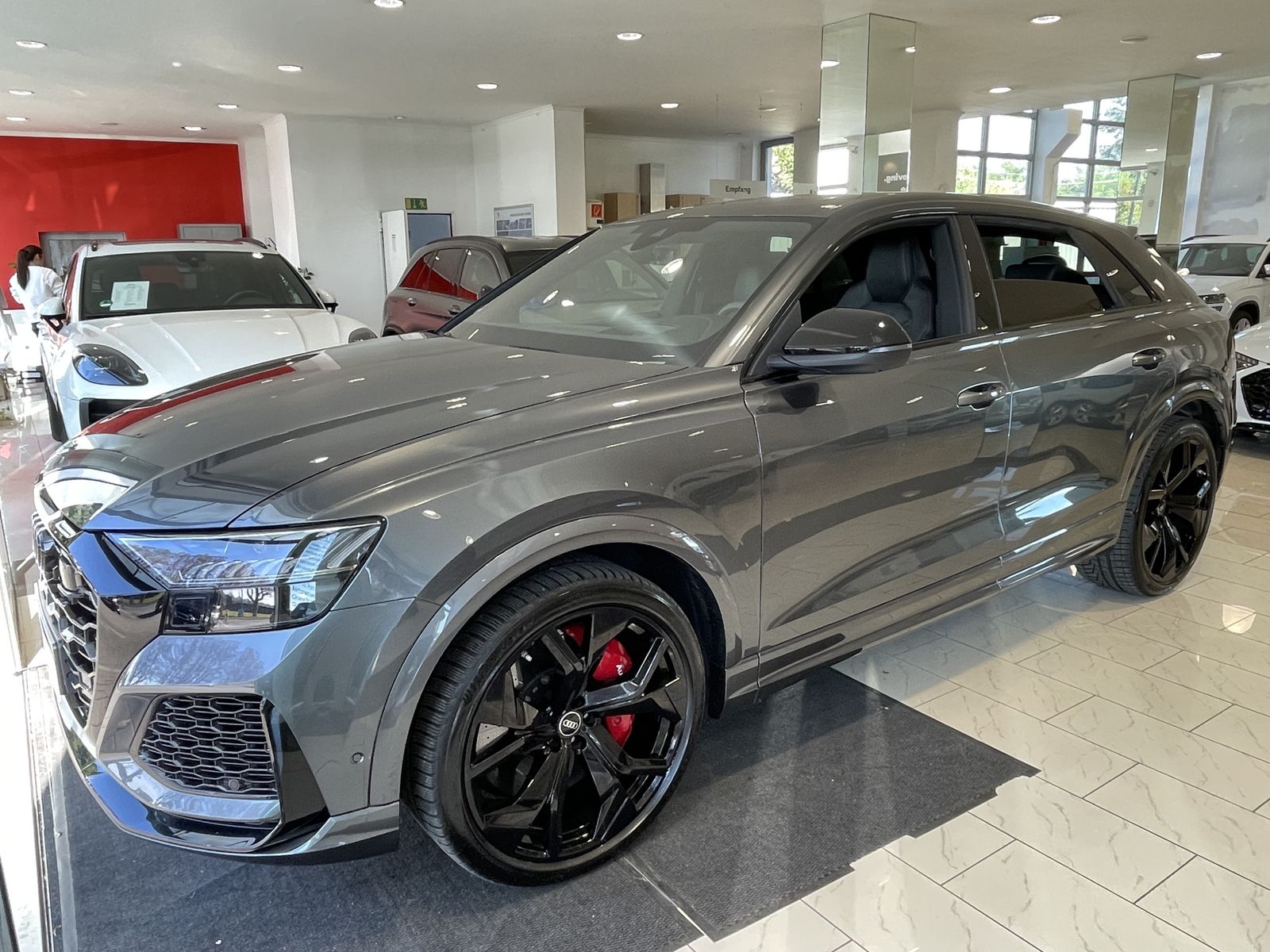 Audi RSQ8 4.0TFSI quattro4M /V8/PANO/B&O/HUD/8F.b.