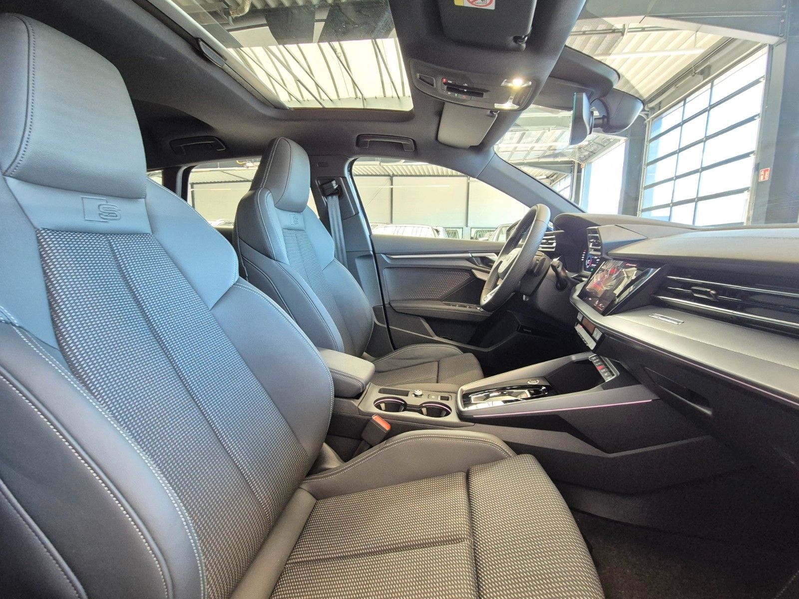 Audi A3 SPORTBACK 35 TDI S-LINE - Samsaru's Car Outlet