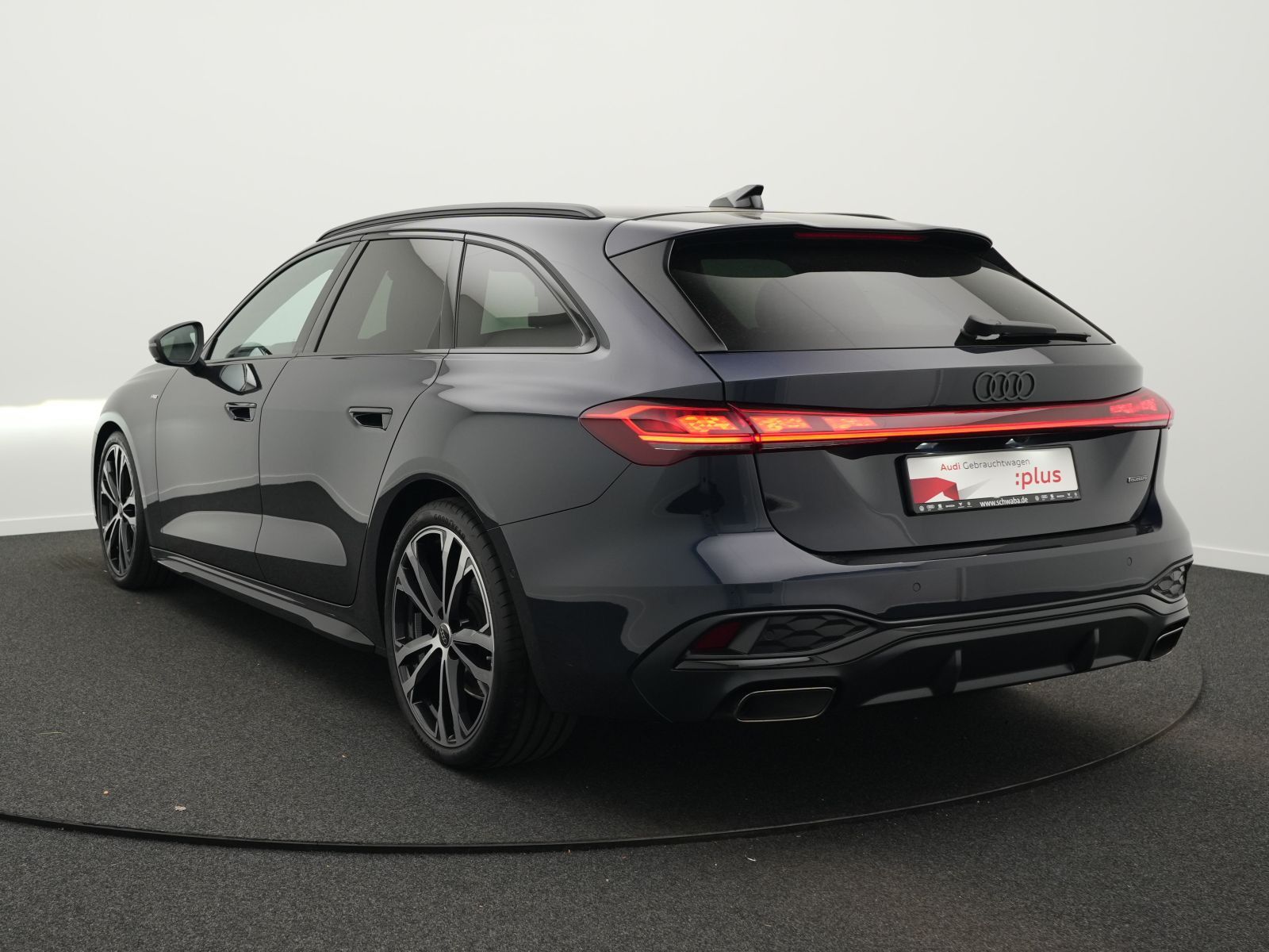 Audi A5 Avant TFSI qu. 2x S line *AHK*PANO*HdUp*20''*