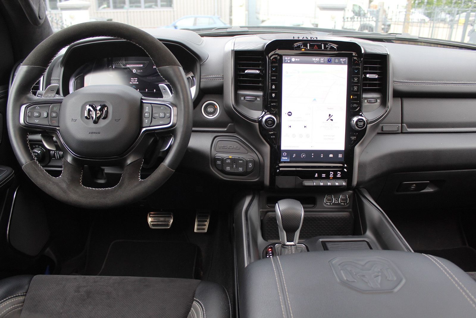 Dodge RAM 5,7L Laramie GT, HUD, LPG, 360°