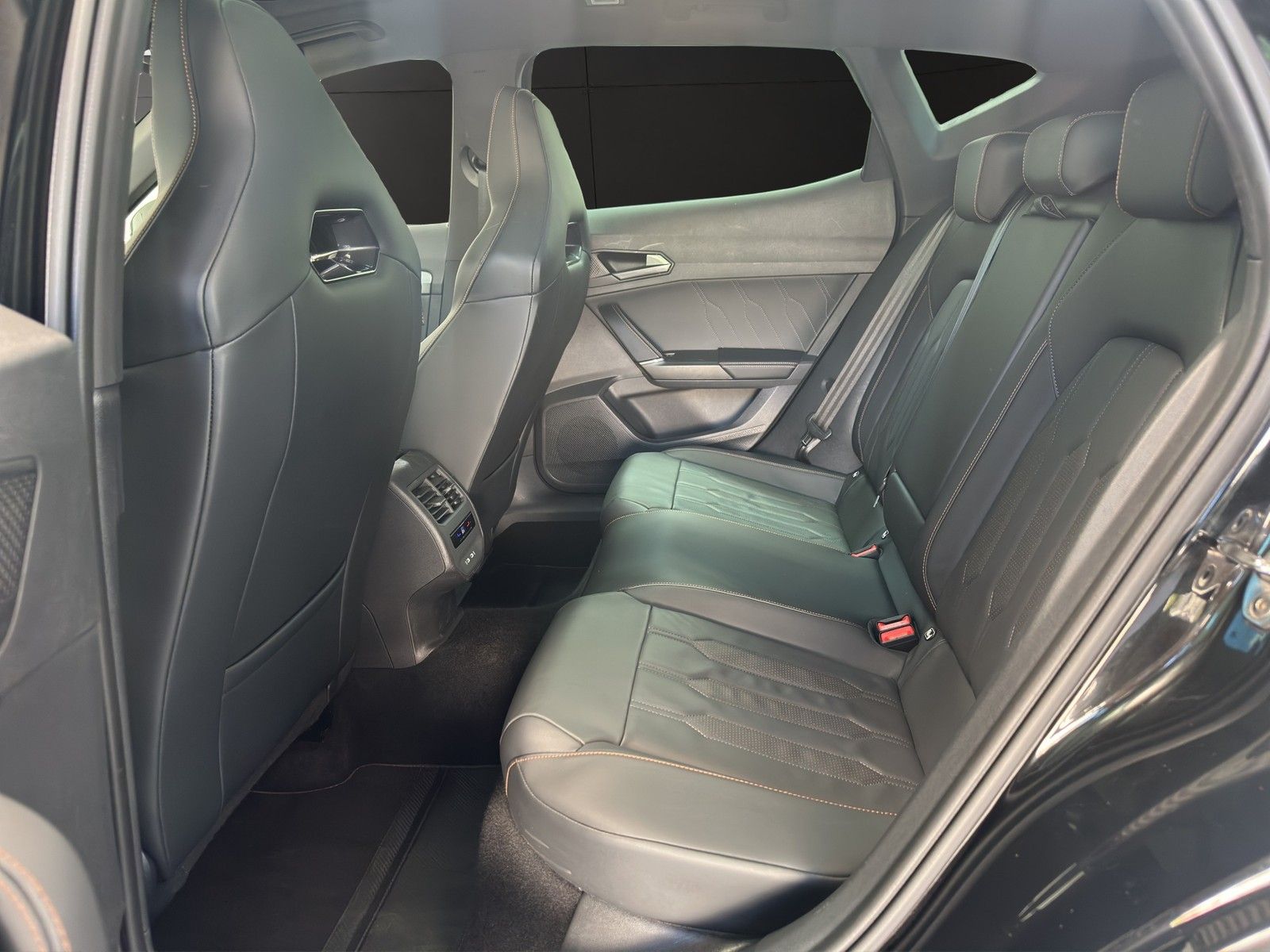 Cupra Formentor 1.4 TSI VZ e-Hybrid DSG Pano+AHK+LED