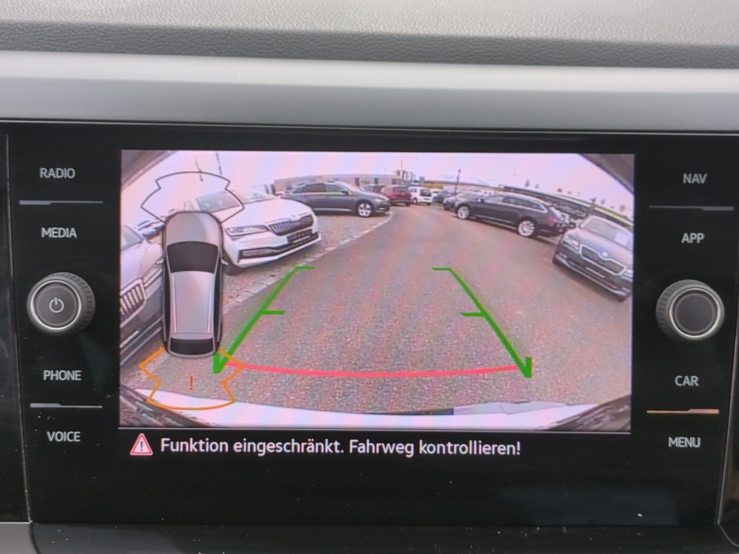 Volkswagen Taigo R-LINE 1.0TSI - Samsaru's Car Outlet