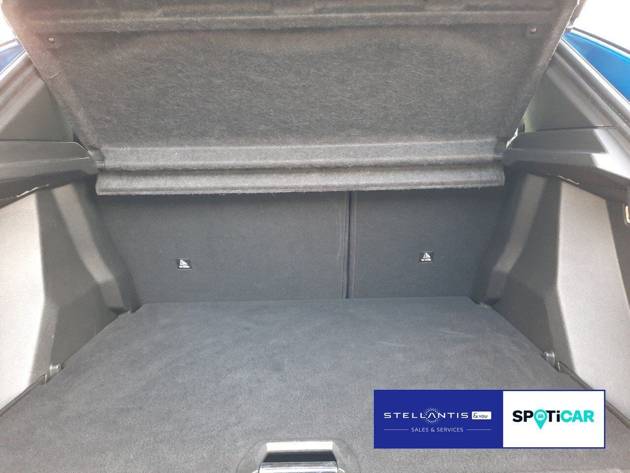Peugeot 2008 e-Allure Pack - Samsaru's Car Outlet