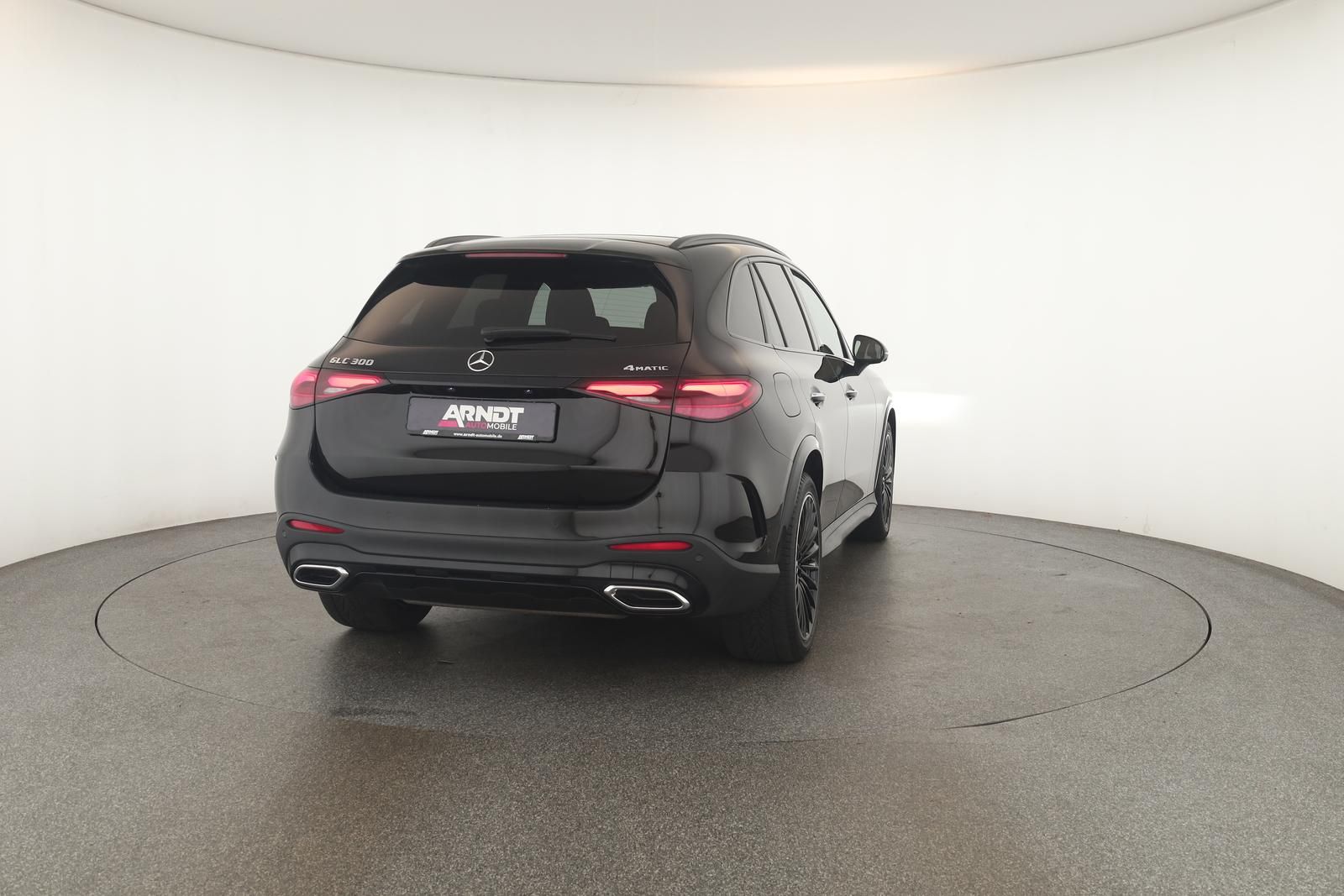 Mercedes-Benz GLC 300 d 4M AMG Advanced Night DIGITAL Pano AHK