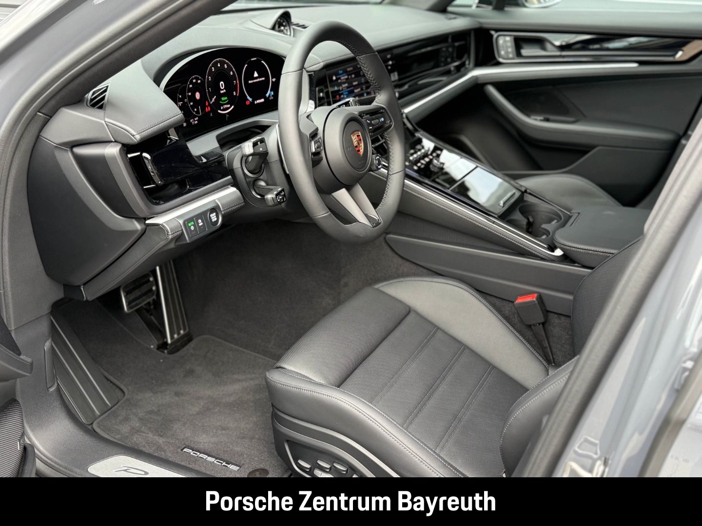 Porsche Panamera 4 S E-Hybrid *verfügbar ab 03.12.2025*