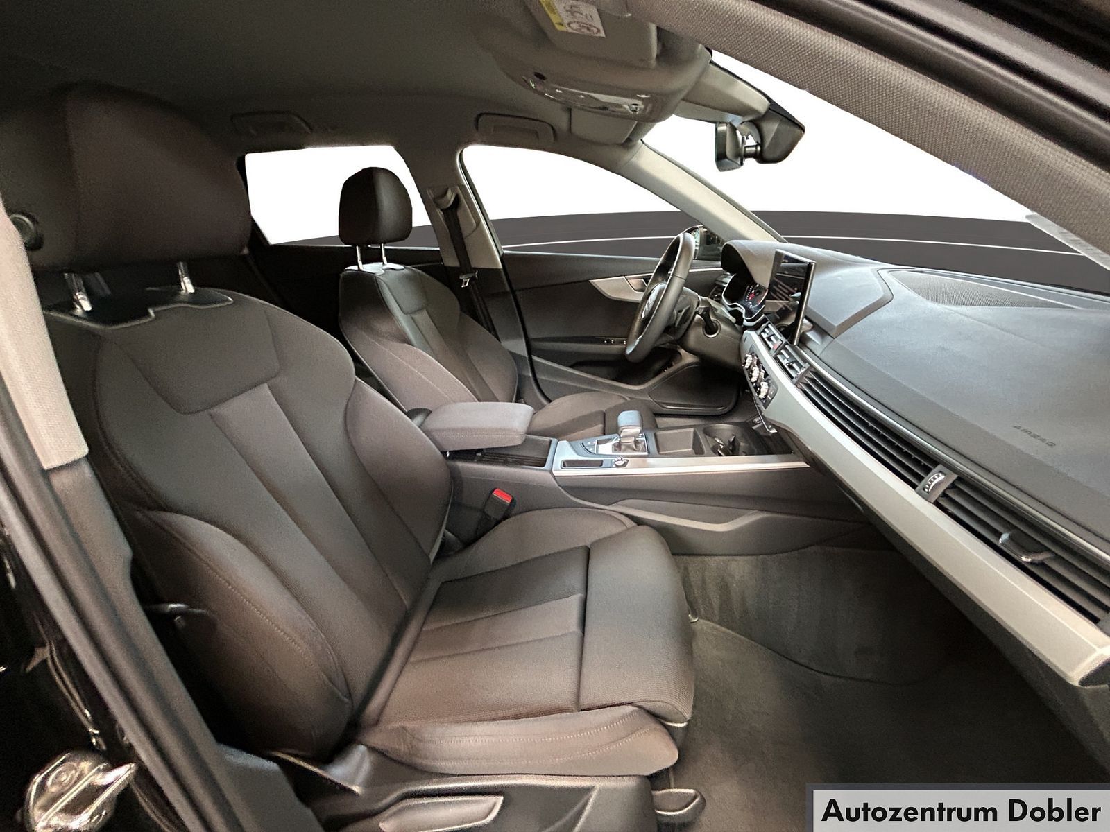 Audi A4 Avant 40 TFSI advanced S-tronic - Samsaru's Car Outlet
