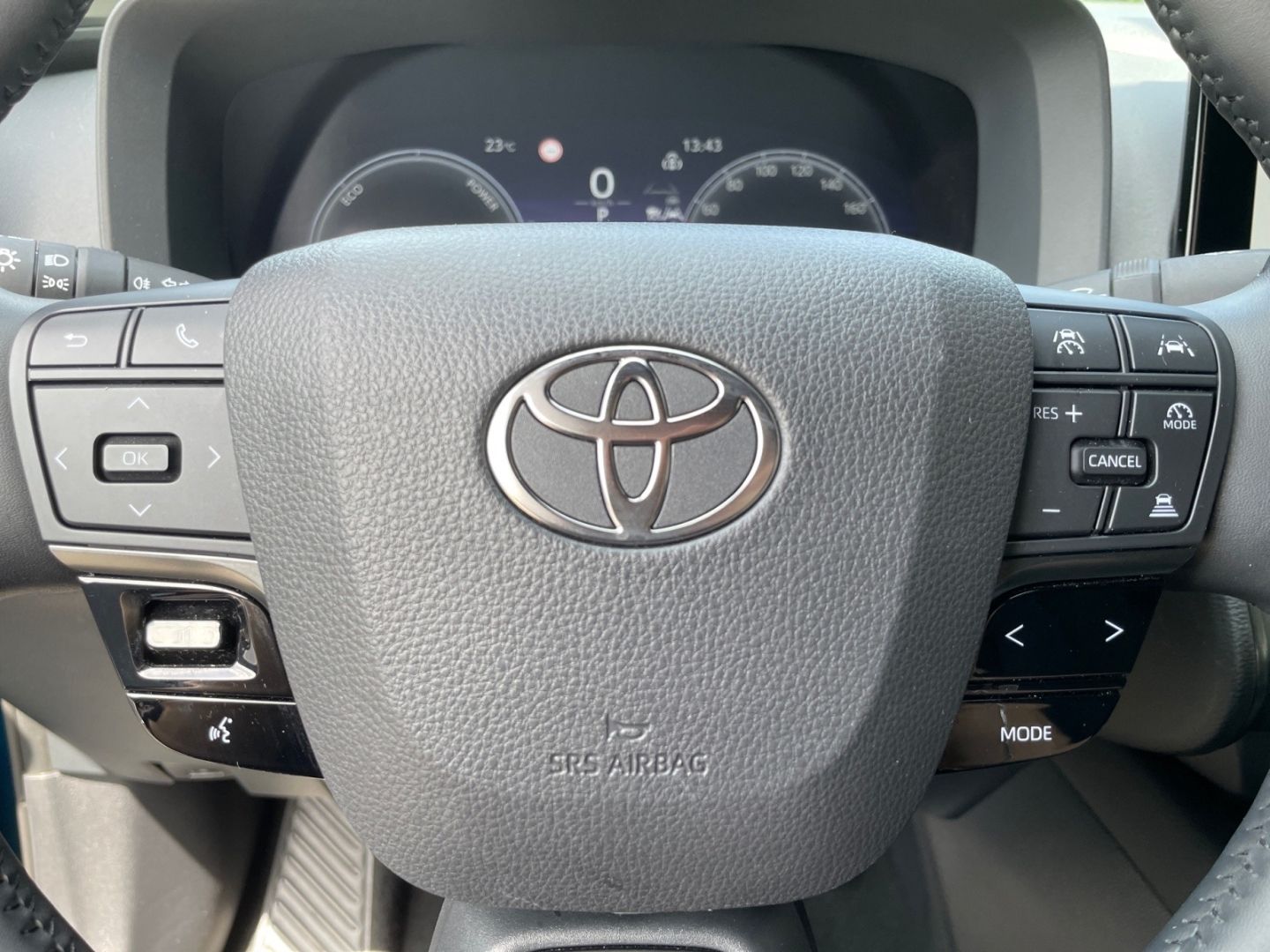 Toyota C-HR 1.8 Hybrid Team D *Technik-Paket*Kamera*SHZ