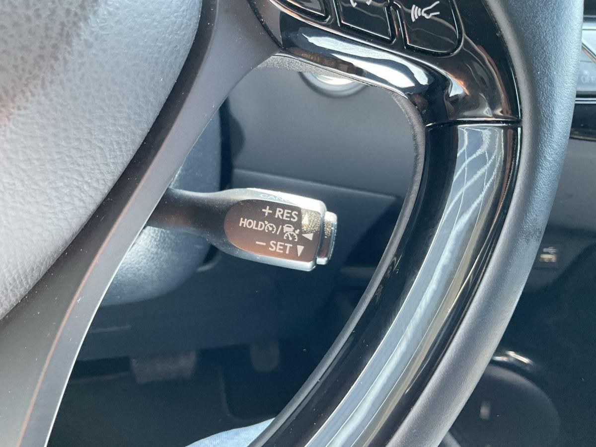 Toyota C-HR HYBRID - Samsaru's Car Outlet