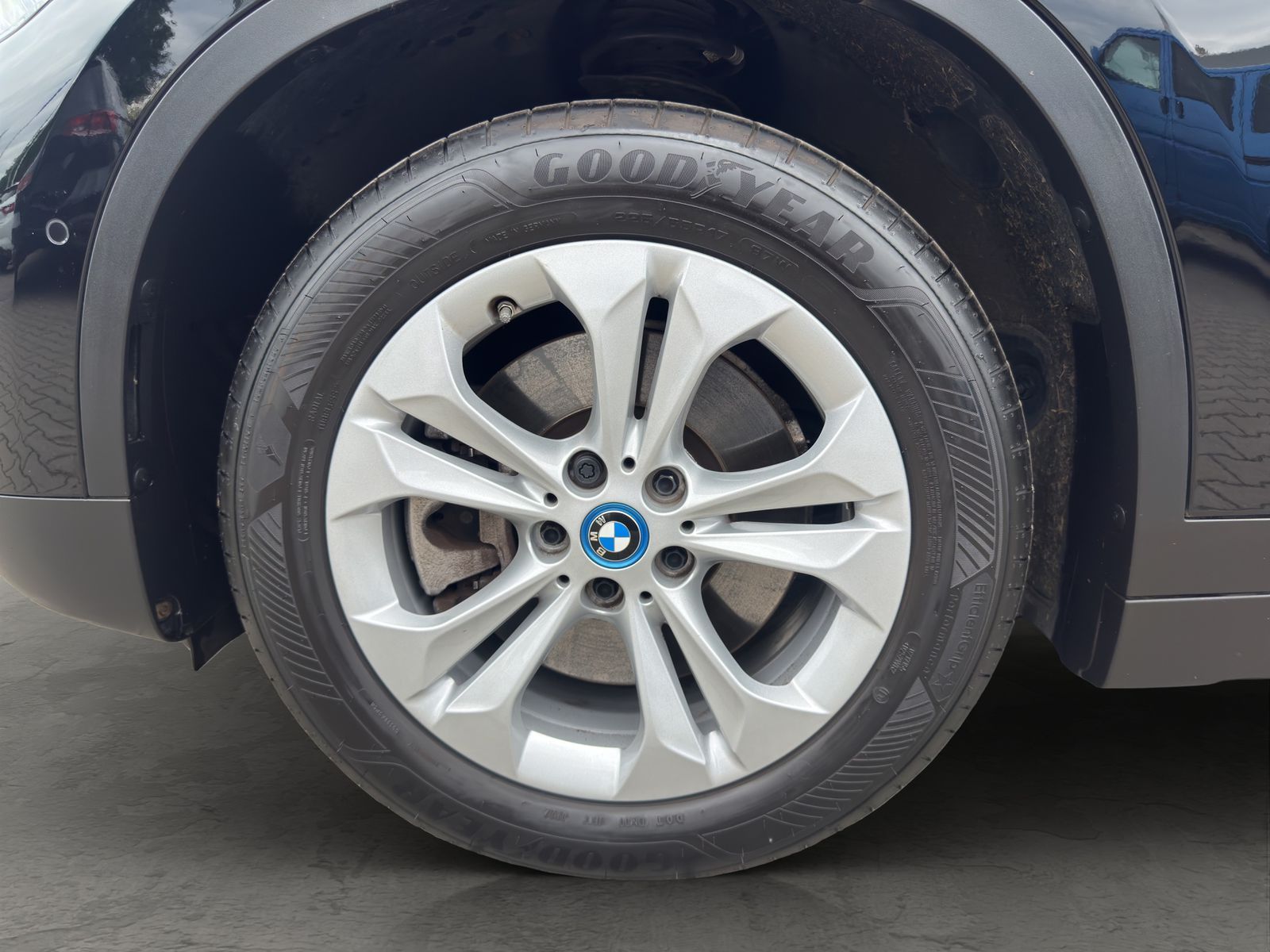 BMW X1 xDrive 25e Advantage - Samsaru's Car Outlet