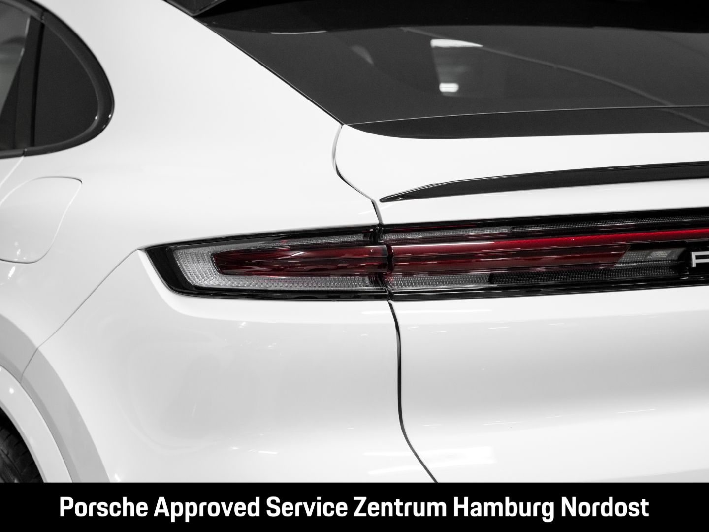 Porsche Cayenne E-Hybrid Coupe PASM BOSE InnoDrive 360°