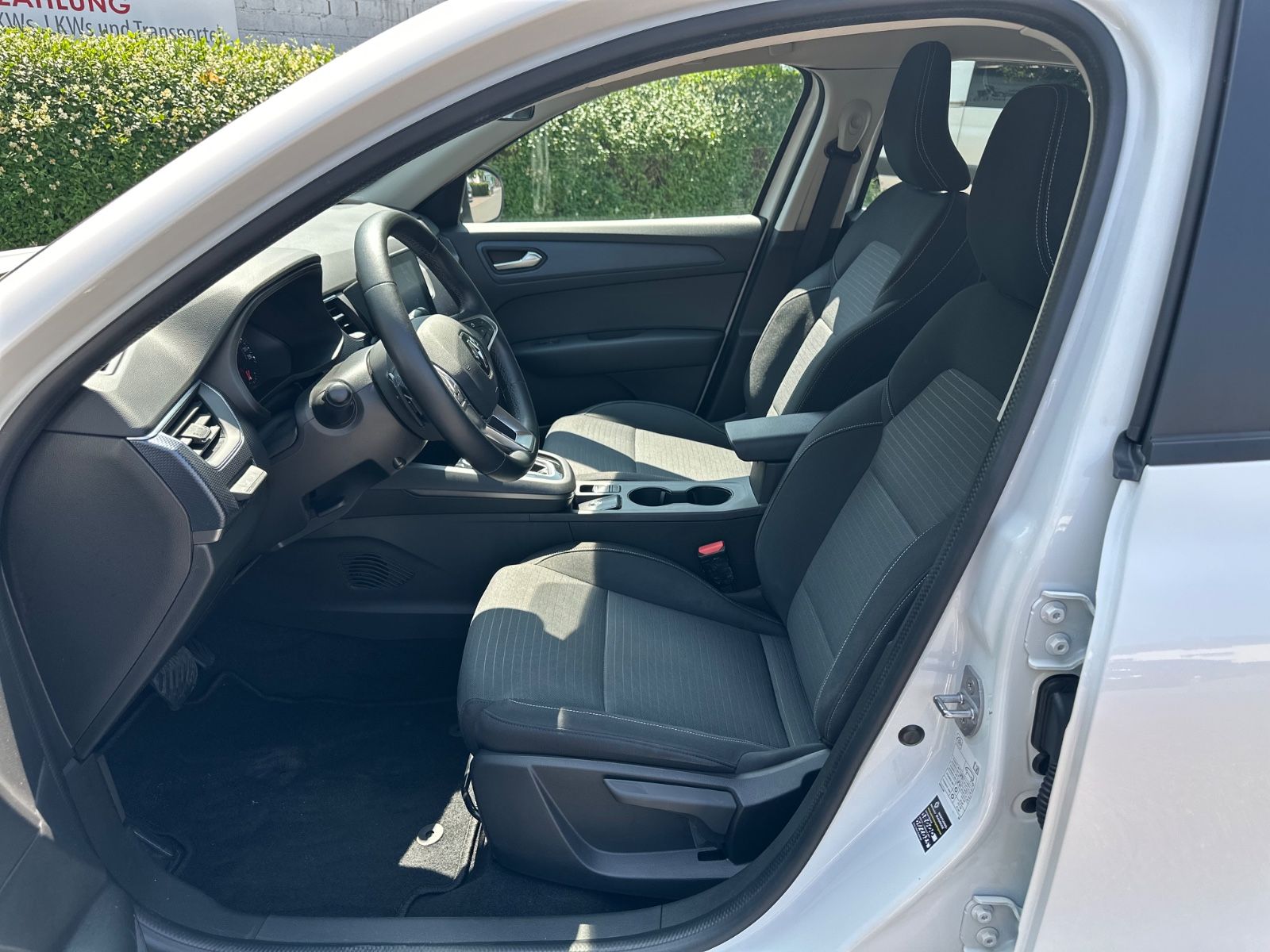 Renault Arkana Zen 1,3 TCe 140 EDC - Samsaru's Car Outlet