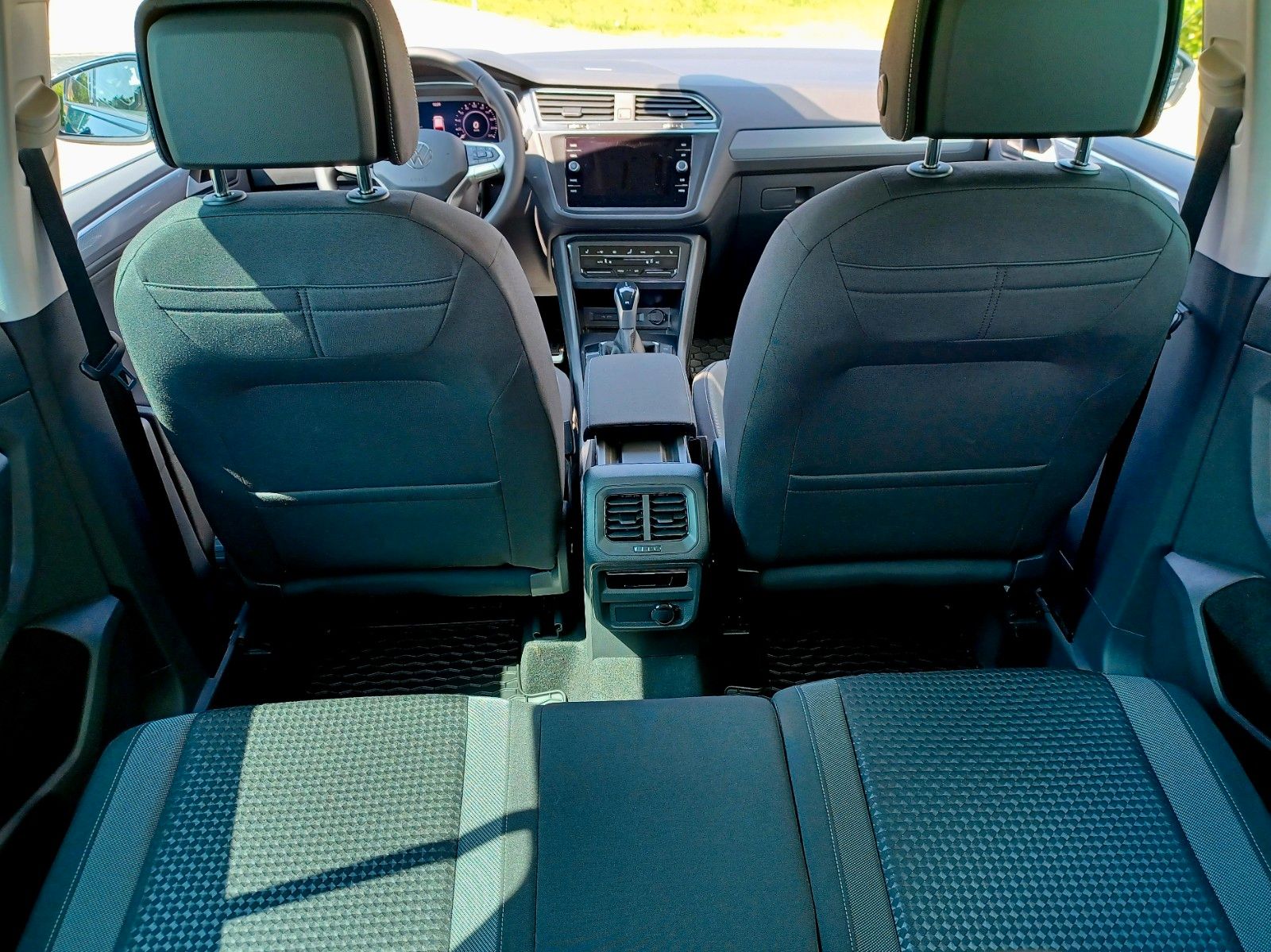 Volkswagen Tiguan Active eHybrid - Samsaru's Car Outlet