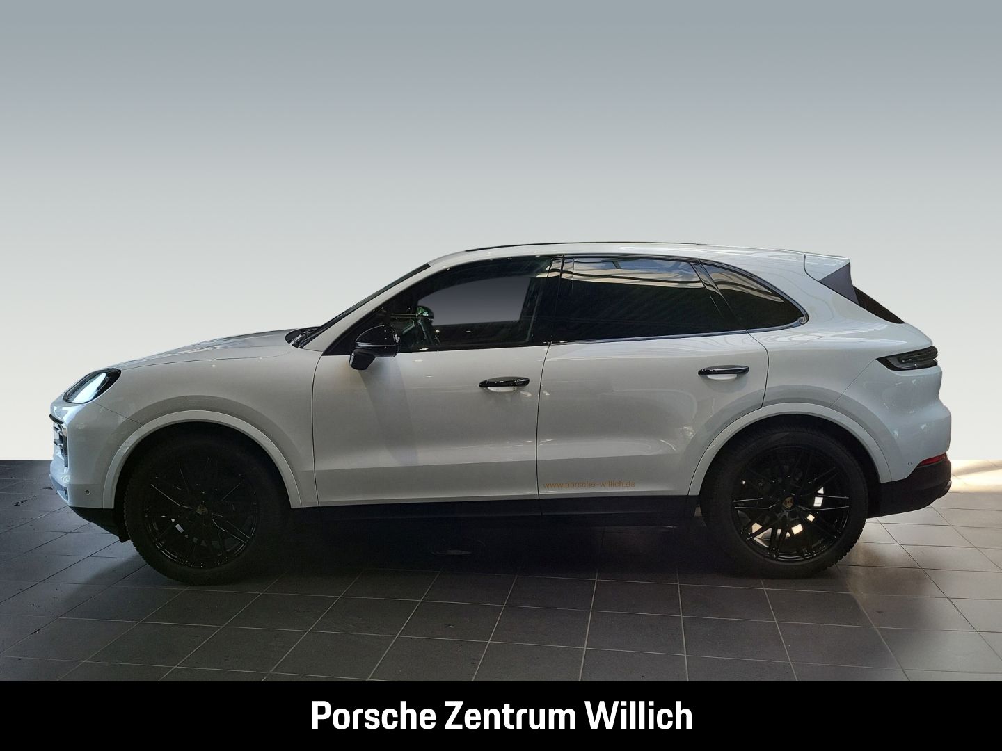 Porsche Cayenne Panoramadach Luftfederung LED-Matrix