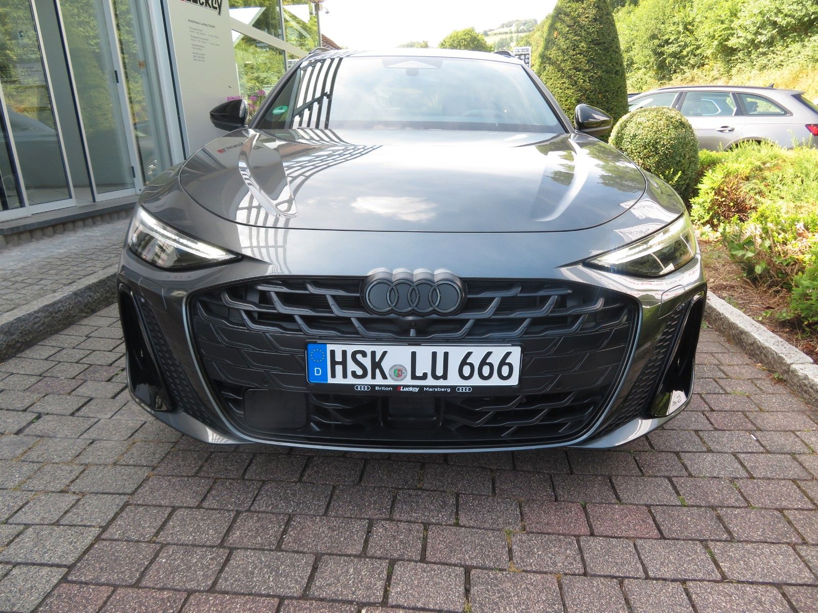 Audi A6 40 TDI quattro Avant S line